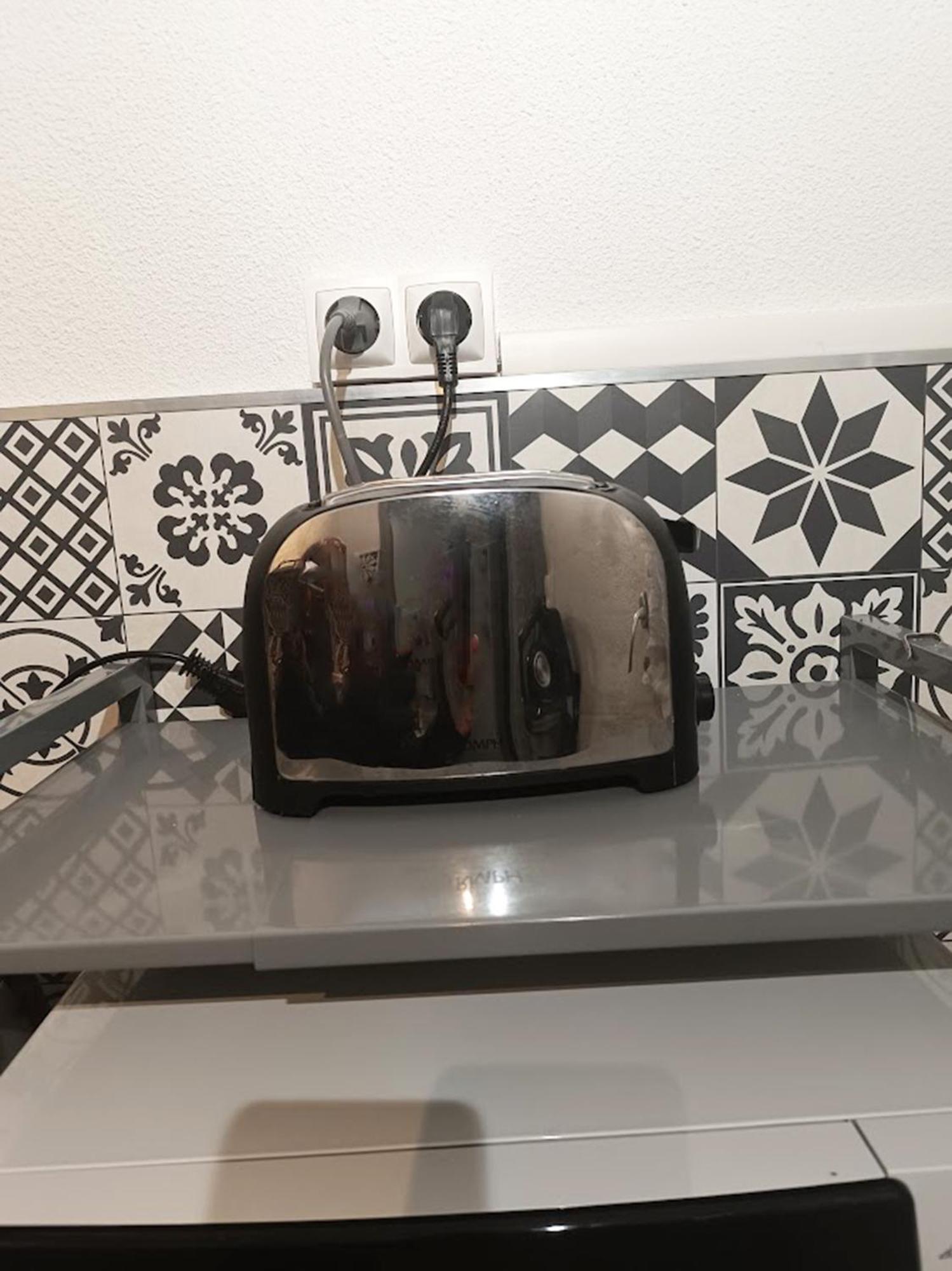 Le Reflet Des Montagnes, Studio, Centre Luchon, 4 Personnes Bagnères-de-Luchon Exteriör bild
